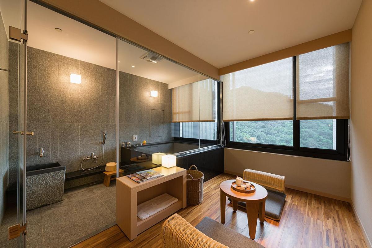 Asia Pacific Hotel Beitou Taipei Bagian luar foto